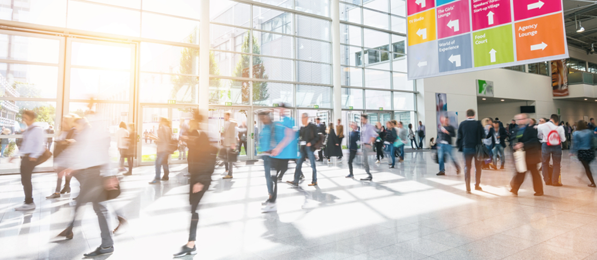 Comment bien organiser votre présence phygitale lors d’un prochain salon