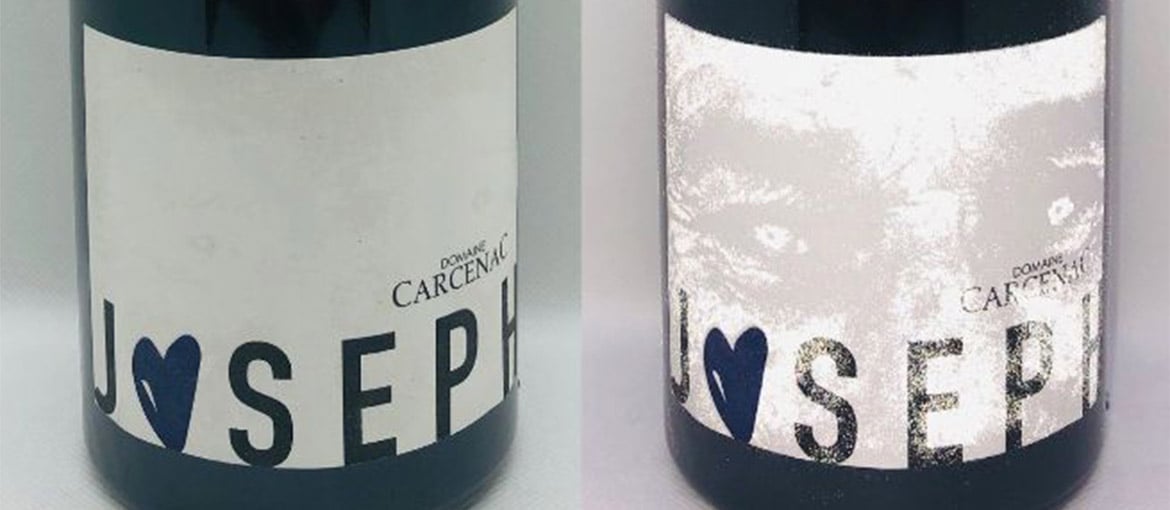 Une étiquette de vin qui révèle un dessin à la lumière d’un flash