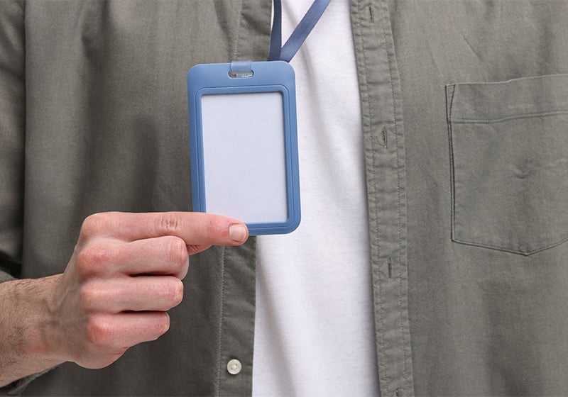 Badge d’entreprise : Qu’est-ce que c’est, comment ça marche